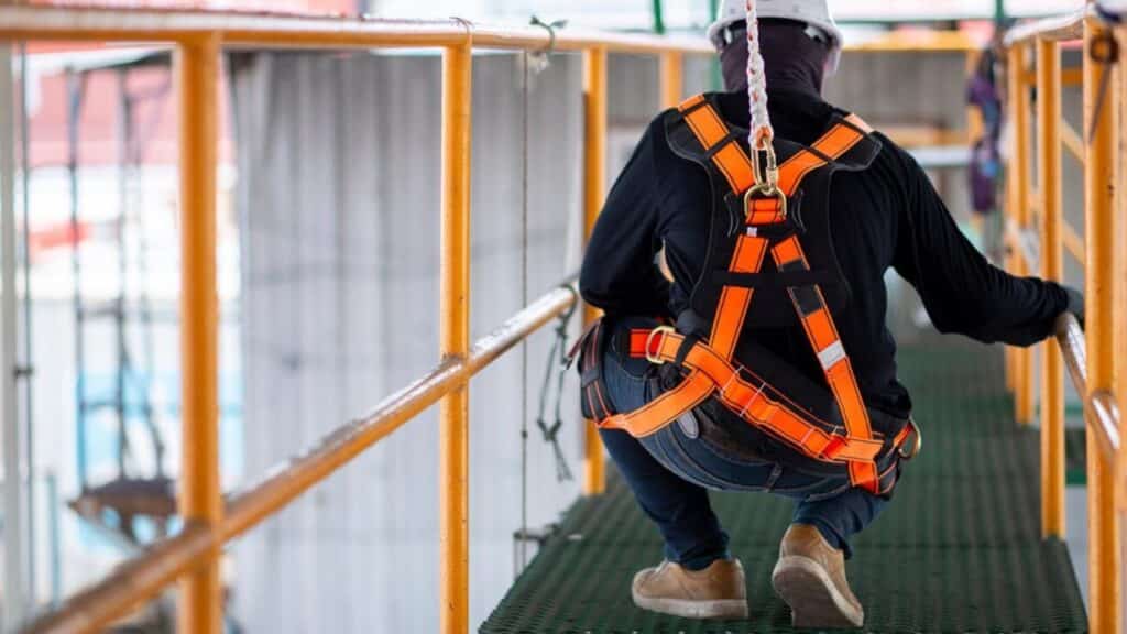 The Ultimate Guide to Full Body Safety Harnesses for Industrial Use